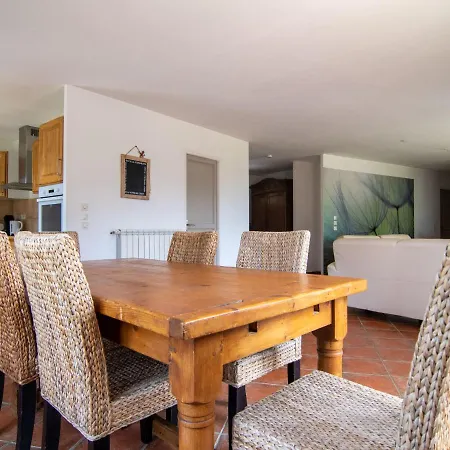 Nyaraló Les Oliviers By Interhome *